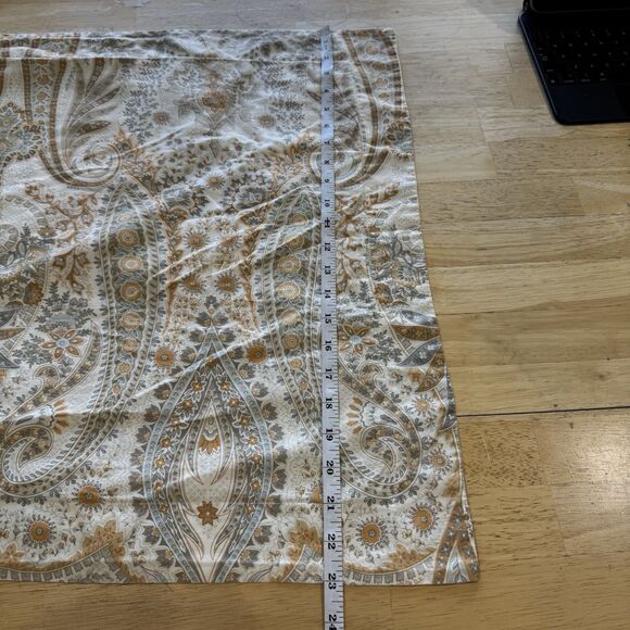 Pottery Barn Blythe Paisley Gold Ivory X2 Standard Pillow Shams Organic Cotton - Picture 9 of 12